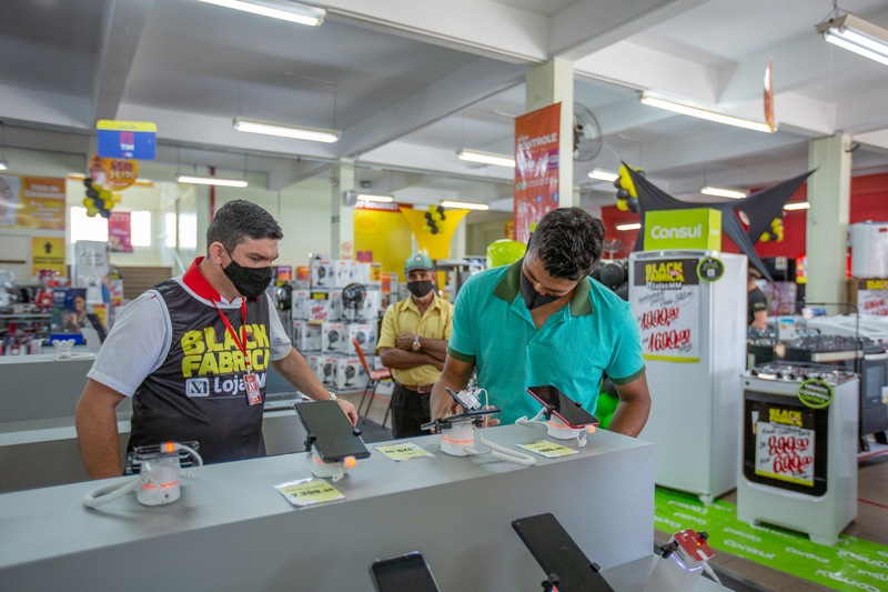 Black Fábrica MM acontece em mais de 50 lojas 